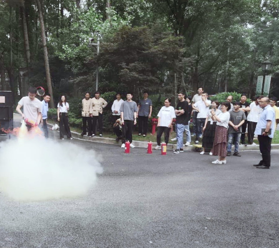 狮峰茶业公司组织开展消防安全知识培训 狮峰茶业公司组织开展消防安全知识培训