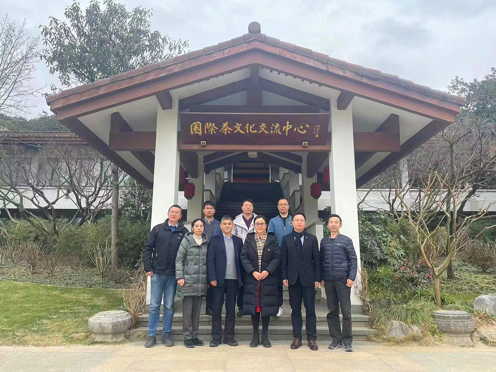 以茶文化为引领,以茶科技助创新——3044永利集团集团领导班子开展走访交流活动 以茶文化为引领,以茶科技助创新——3044永利集团集团领导班子开展走访交流活动